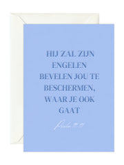 Blauwe minimalistische christelijke wenskaart met Psalm 91:11 – "Hij zal Zijn engelen bevelen jou te beschermen, waar je ook gaat", kaart voor bescherming, geloof en vertrouwen.