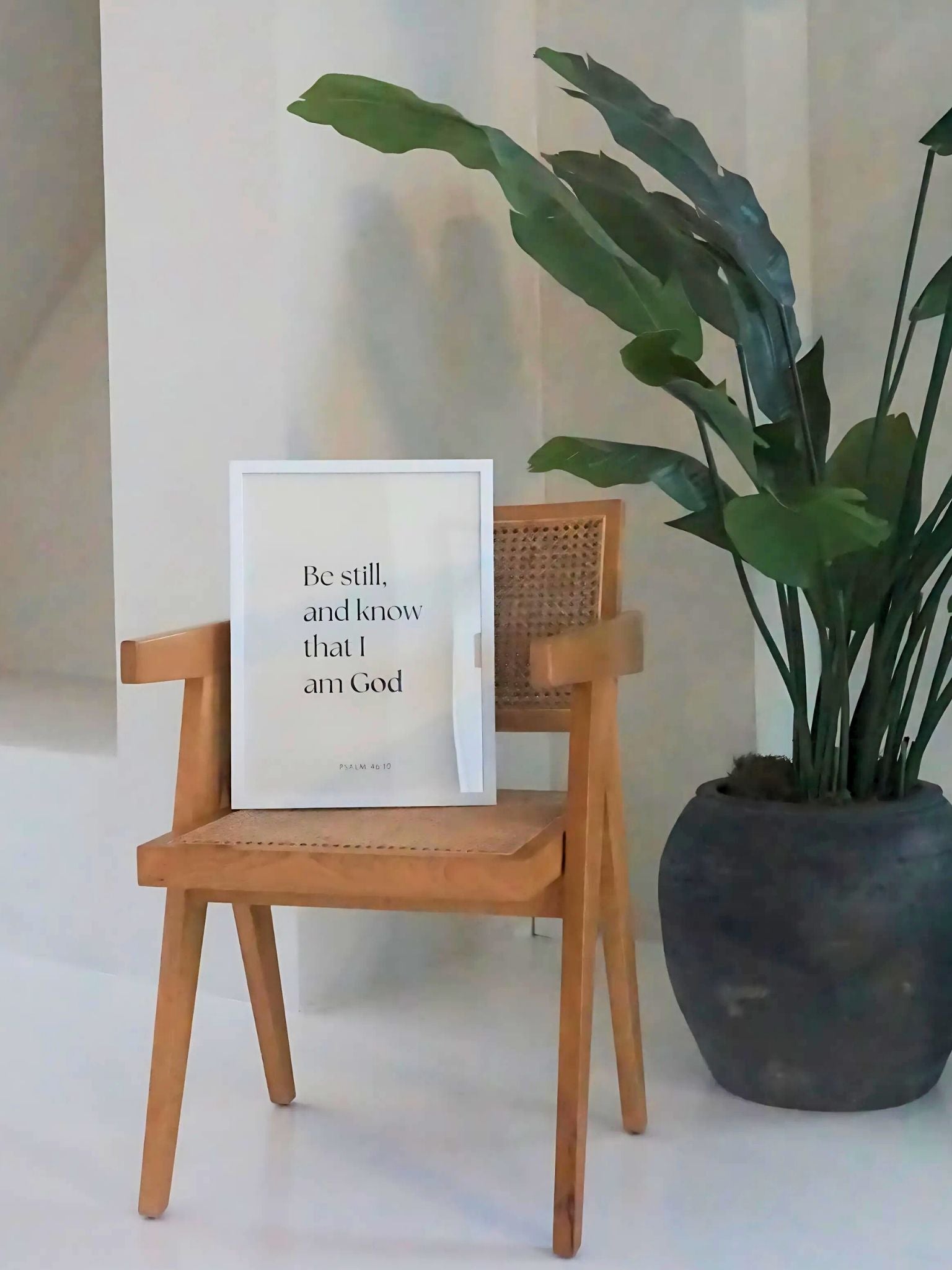 Poster Psalm 46:10 Be still and know that I am God Daughter.nl